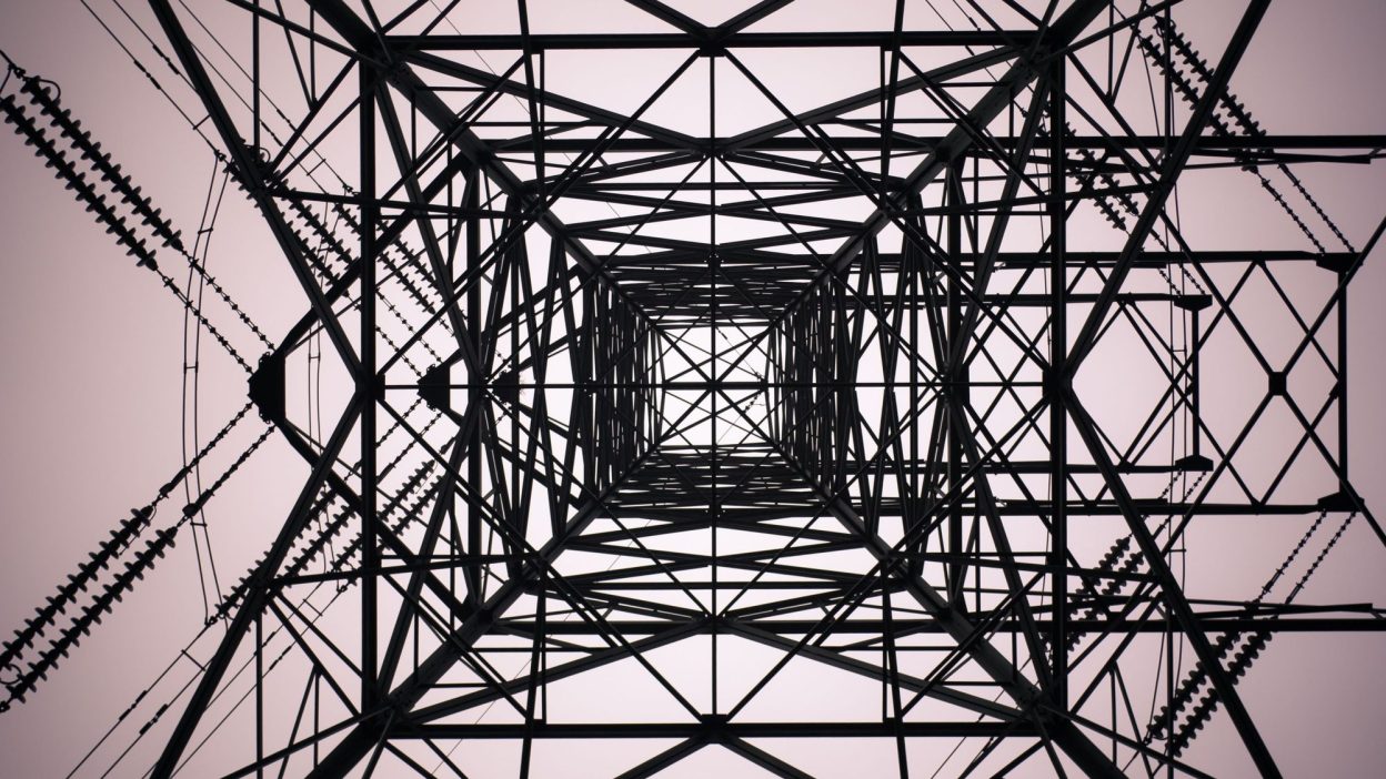 60 Hurts per Second – How We Got Access to Enough Solar Power to Run the United States
