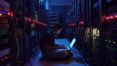 Iran-Linked MuddyWater Hackers Target U.S. Networks With New Dindoor Backdoor